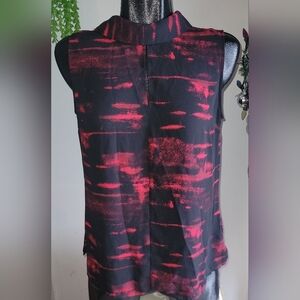 Willow & Thread Black and Red Sleeveless Top Size M